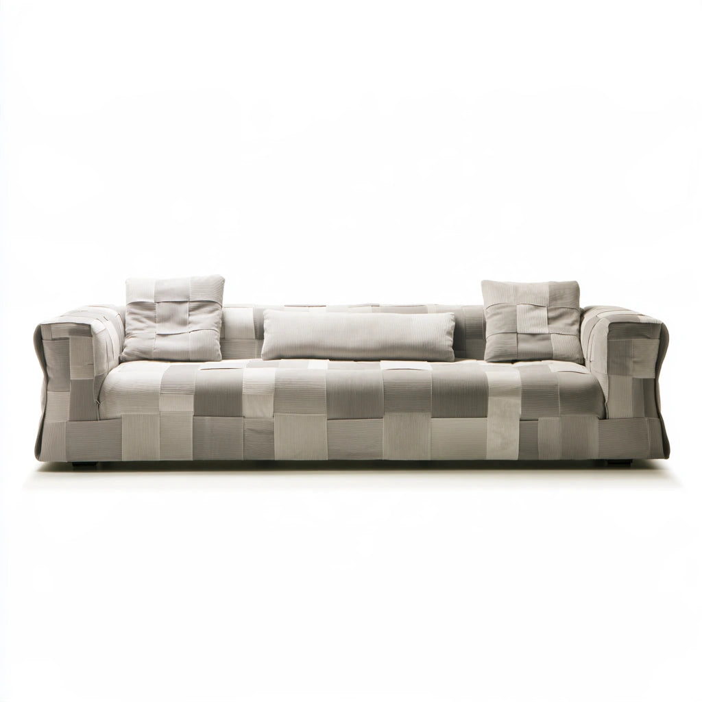 Gestoffeerde bank, kleur lichtbeige